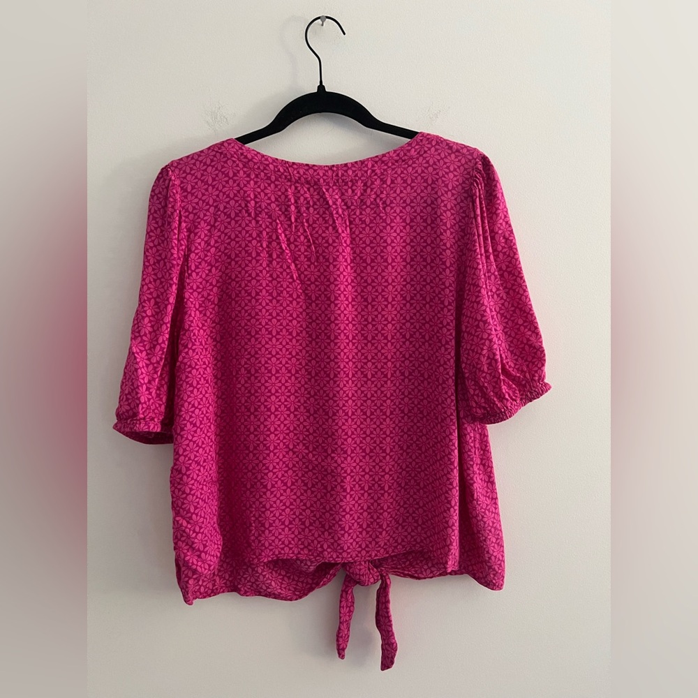 LOFT Stamped Puff Sleeve Tie Front Blouse Pink | Size L - Picture 5 of 5